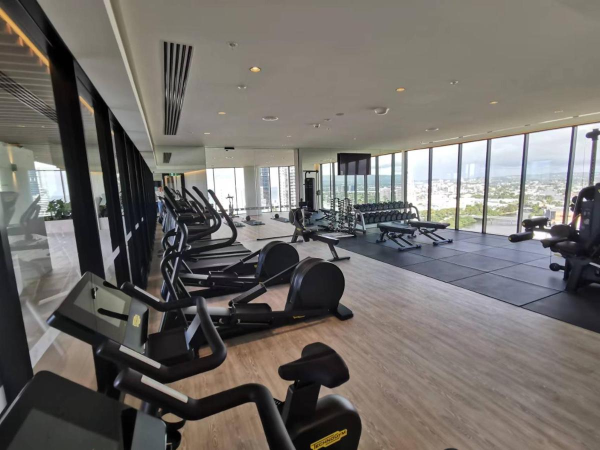 2 Bedroom Luxurious Family Apartment Next To Pacific Fair - Broadbeach Gold Coast Gc22 Εξωτερικό φωτογραφία