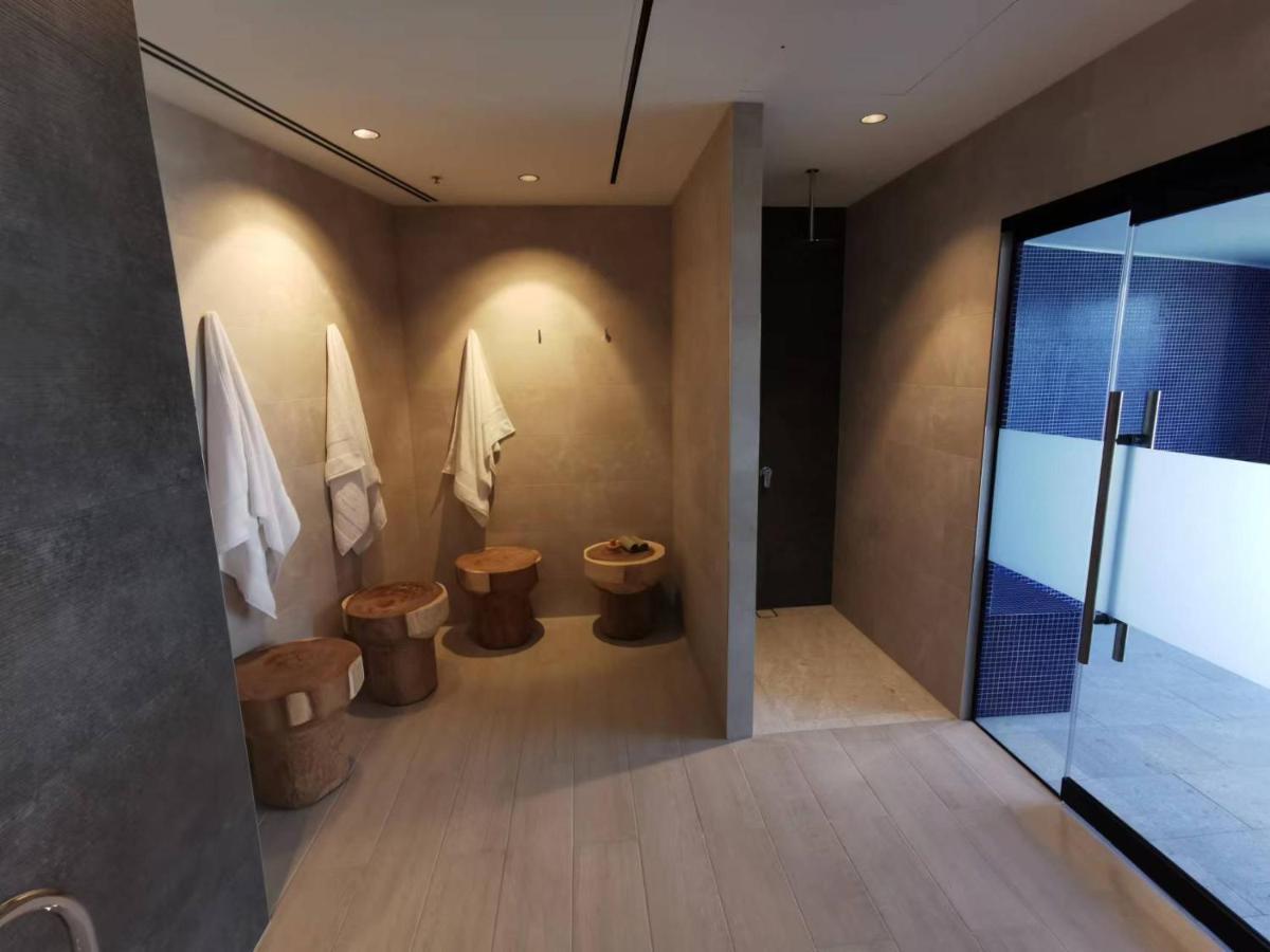 2 Bedroom Luxurious Family Apartment Next To Pacific Fair - Broadbeach Gold Coast Gc22 Εξωτερικό φωτογραφία