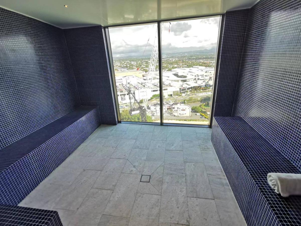 2 Bedroom Luxurious Family Apartment Next To Pacific Fair - Broadbeach Gold Coast Gc22 Εξωτερικό φωτογραφία