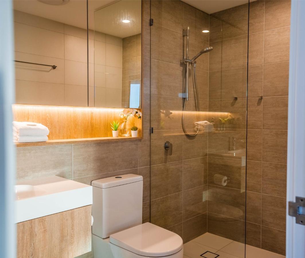 2 Bedroom Luxurious Family Apartment Next To Pacific Fair - Broadbeach Gold Coast Gc22 Εξωτερικό φωτογραφία